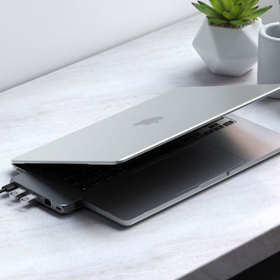 Satechi Eco Hardshell Case for MacBook Air Clear